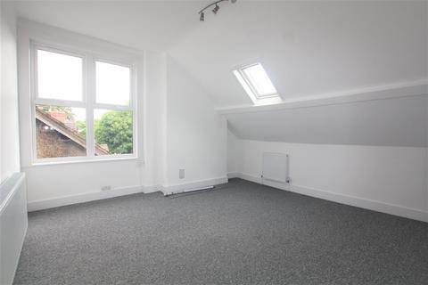 1 bedroom flat to rent, Blenheim Crescent, South Croydon