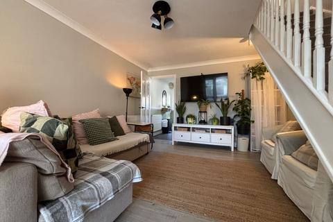 105 Greenacres, Barry, CF63 2PN