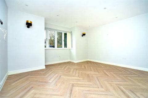 2 bedroom apartment for sale, Garratts Lane, Banstead, Surrey, SM7