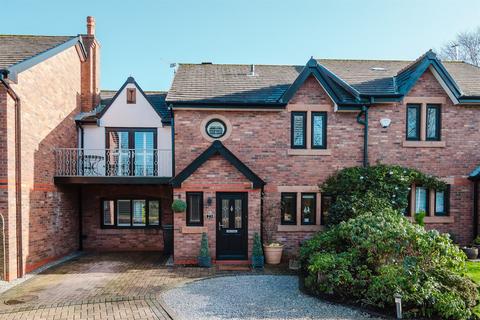 3 bedroom terraced house for sale, Somerville Close, High Legh