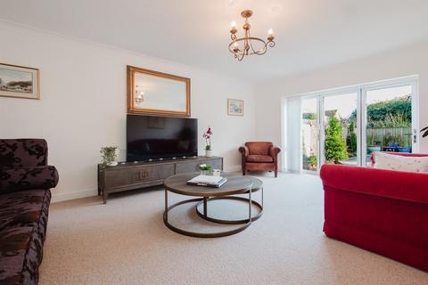 3 bedroom terraced house for sale, Somerville Close, High Legh