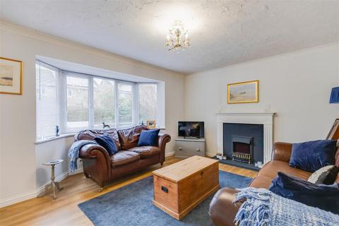 4 bedroom detached house for sale, Llandinam Crescent, Gabalfa, Cardiff