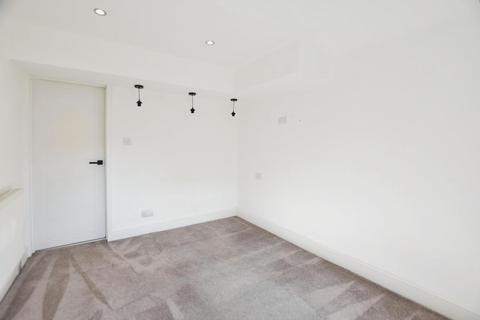 2 bedroom apartment to rent, West Street, Bedminster, Bristol