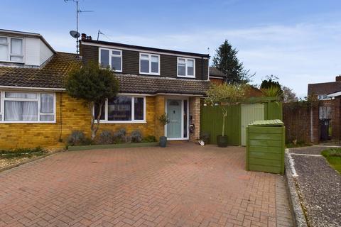 5 Blackwell Close, Towcester, NN12 6AP