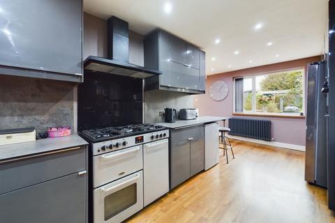 5 Blackwell Close, Towcester, NN12 6AP