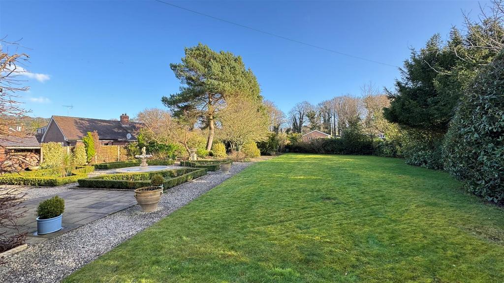 Weston House garden new.jpg