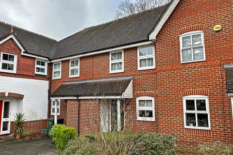 2 bedroom terraced house for sale, Regents Mews, Horley