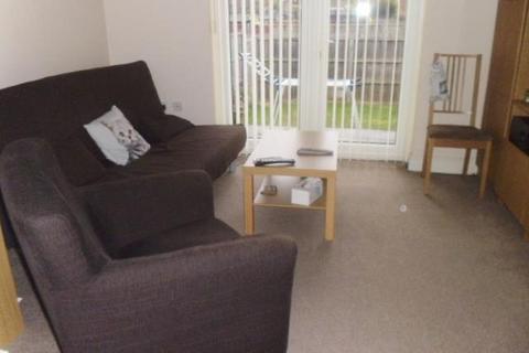 2 bedroom semi-detached house to rent, Fairfax Street, Lincoln