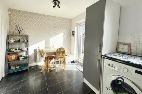 18 Grenada Close, Lower Darwen, Darwen, BB3 0SB
