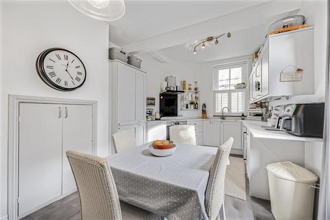 2 bedroom flat for sale, Colehill Gardens, SW6