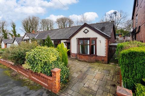 3 bedroom bungalow for sale, Deane Avenue, Bolton, Lancashire, BL3