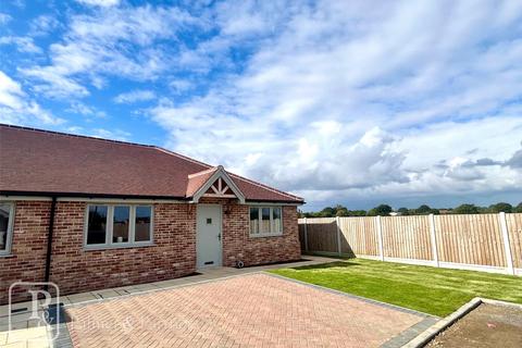 2 bedroom bungalow for sale, Madeleine Gardens, Great Holland, Frinton-On-Sea, Essex, CO13