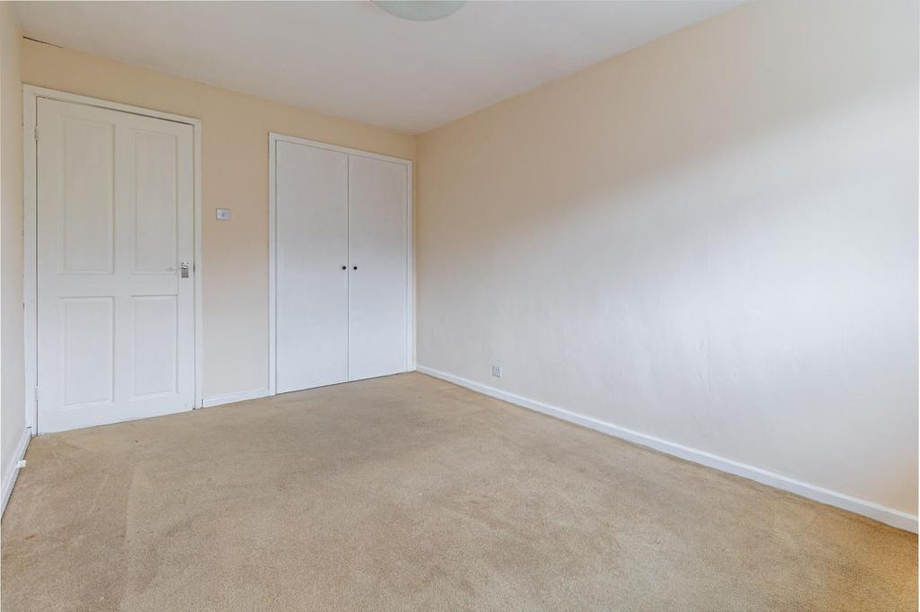 Bedroom-1-2.jpg