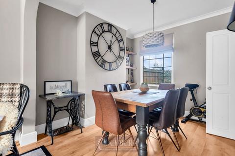 46 Dorset Road, London, SE9 4QS