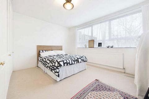 2 bedroom flat for sale, High Mount, Hendon NW4