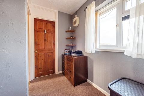 2 bedroom end of terrace house for sale, Arlington Crescent, Llanrumney, Cardiff. CF3