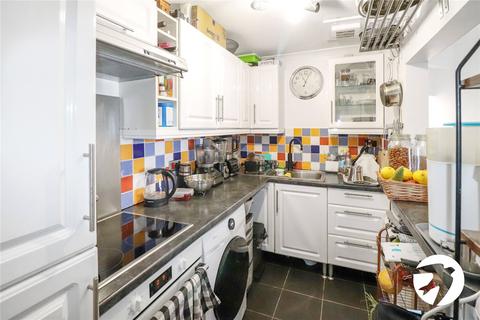 2 bedroom flat for sale, Hattersfield Close, Belvedere, DA17