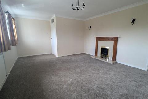 2 bedroom apartment to rent, Slade Lane, Haverfordwest