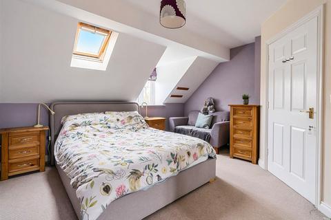 3 bedroom end of terrace house for sale, Ox Bow Way, Kidderminster