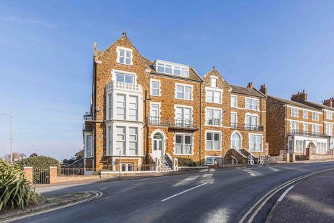 undefined, Three Bedroom Sea View Apartment in Hunstanton