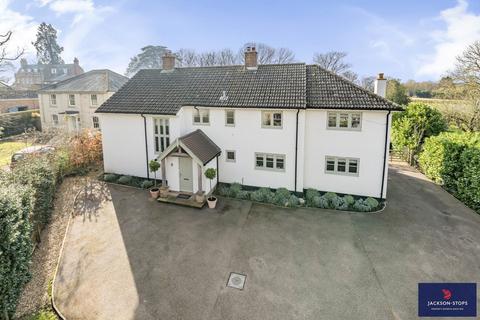 5 bedroom detached house for sale, High Street, Cheveley, Newmarket, Suffolk, CB8