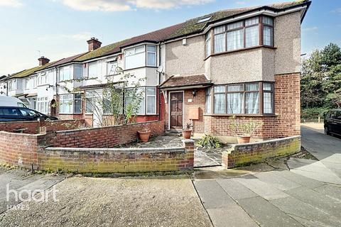 3 bedroom end of terrace house for sale, Minterne Waye, Hayes