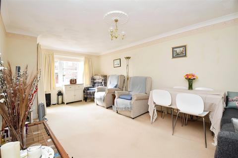 2 bedroom apartment for sale, Harvest Court, Cobbold Road, Felixstowe, Suffolk, IP11