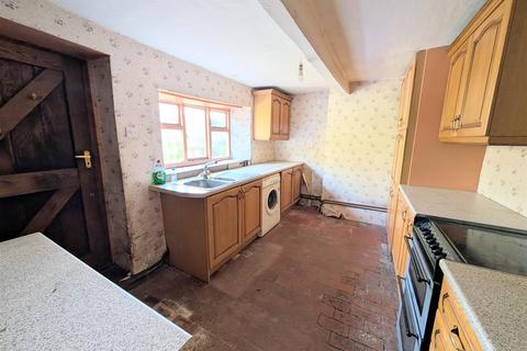 3 bedroom semi-detached house for sale, Hallaton Road, Tugby LE7 9WB