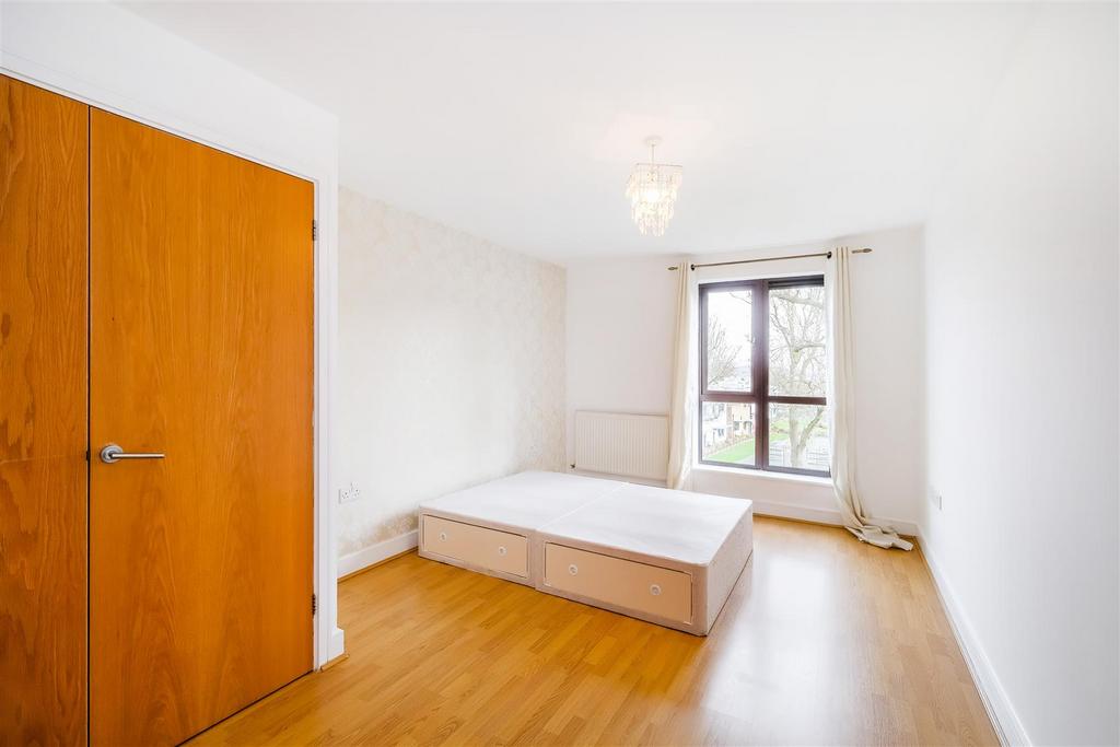 30 tempus court-1.jpg
