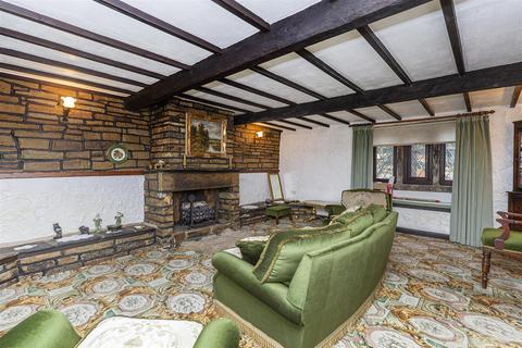 3 bedroom cottage for sale, New Hey Road, Huddersfield HD3