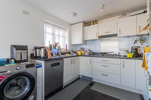 3 bedroom detached house for sale, Flat holm Walk, Penarth CF64