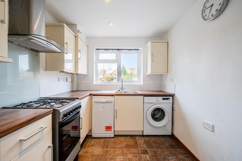 95 Washington Road, Worcester Park, KT4 8JQ