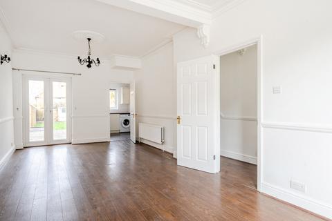 95 Washington Road, Worcester Park, KT4 8JQ