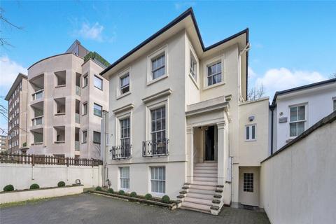 3 bedroom apartment for sale, Wellington Road, St John's Wood, London, NW8