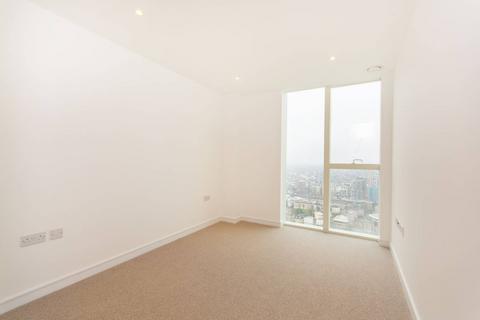 2 bedroom flat to rent, Saffron Central Square, East Croydon, Croydon, CR0