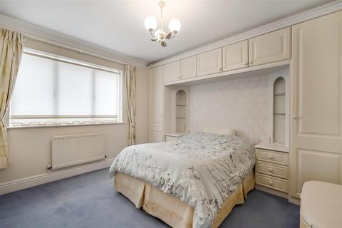 12 Craigmiller Park, Darlington, DL3 8UW