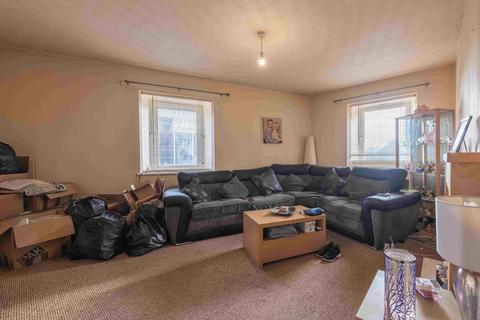 2 bedroom flat for sale, Commercial Street, Kirkcaldy KY1