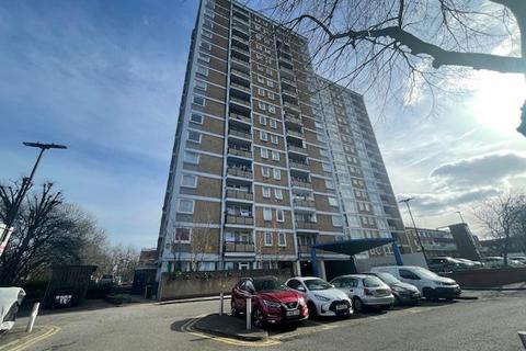 3 bedroom flat to rent, Twyford House, Chisley Road, Tottenham