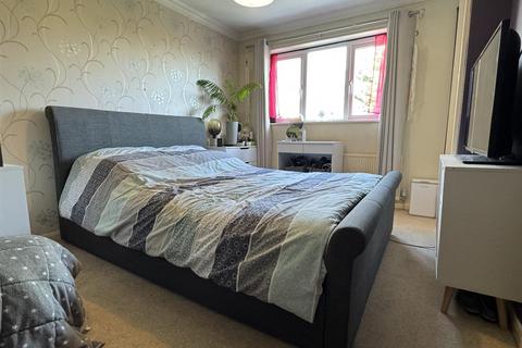 31 Fir Tree Close, Ellesmere, SY12 9PQ