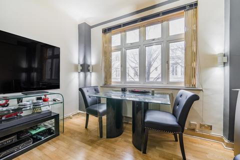 1 bedroom flat for sale, Hall Road, St John's Wood