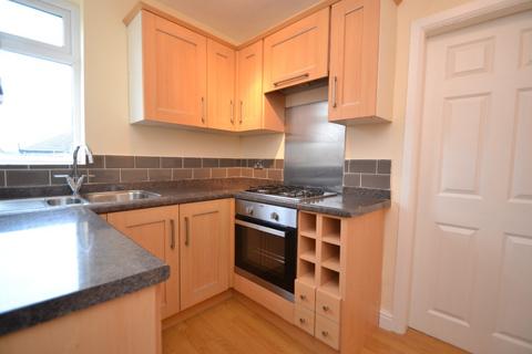 3 bedroom semi-detached house to rent, Riviera Gardens, Leeds LS7