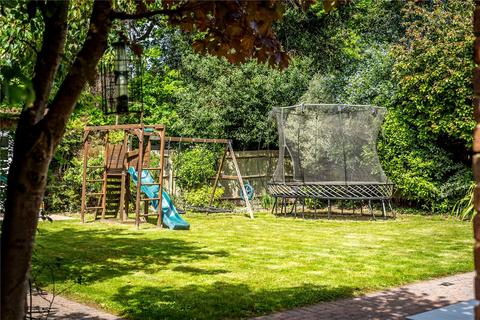 42 Burleigh Park, Cobham, KT11 2DU