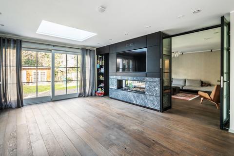 42 Burleigh Park, Cobham, KT11 2DU