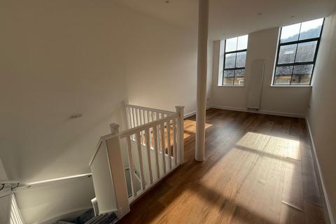 2 bedroom townhouse for sale, Melbourne Street, Hebden Bridge HX7