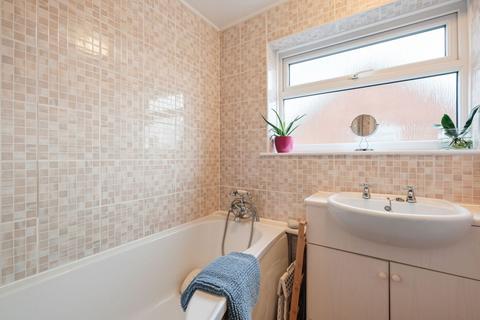 8 Edmonton Close, Worcester, WR2 4DQ