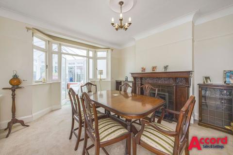 3 bedroom semi-detached house for sale, Corbets Tey Road, Upminster, RM14