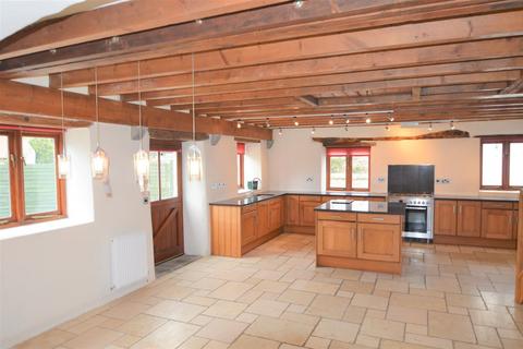 3 bedroom barn conversion to rent, Orchard Barn, Boverton Road, Boverton, Llantwit Major CF61 IUH