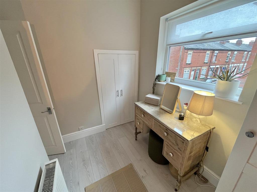 Bedroom 2 Aspect 4