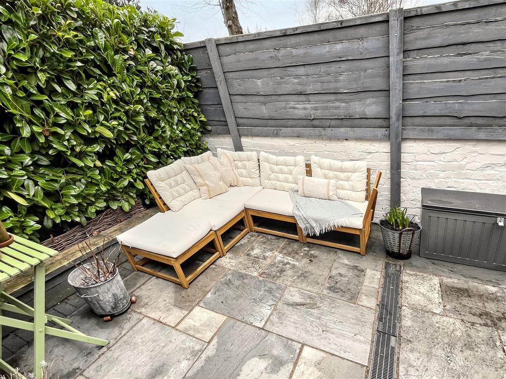 Gardens Aspect 3