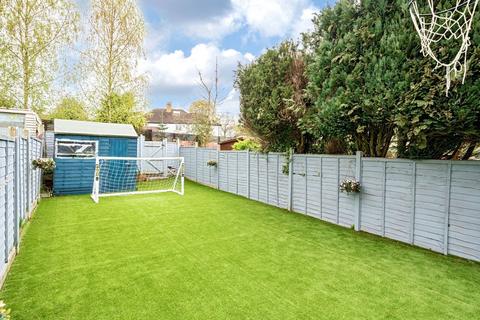 42 Sherwood Road, Coulsdon, CR5 3DG